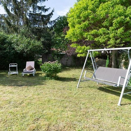 Les Pieds Dans L Herbe Meilhaud Exteriér fotografie